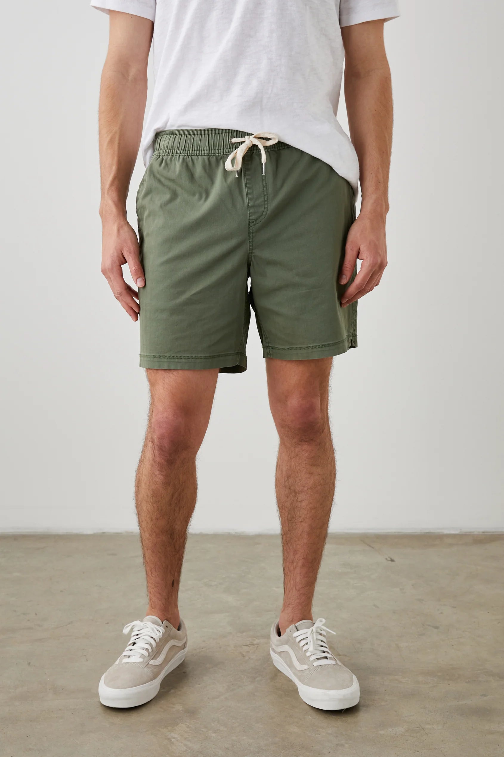 新品　BRIEFING BUSH RELAXED SHORT PANTS 新品 BRIEFING BUSH RELAXED SHORT PANTS 新品 BRIEFING BUSH