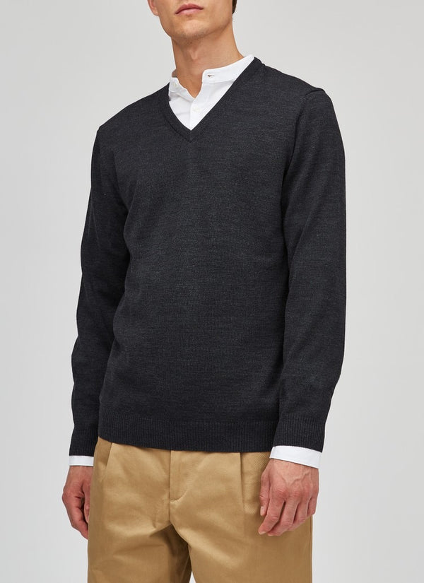 Maerz Merino Wool V Neck Sweater Charcoal