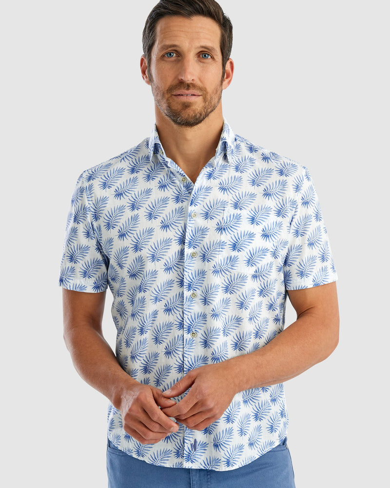 Johnnie O Hangin'Out Lincoln Short Sleeve Sport Shirt